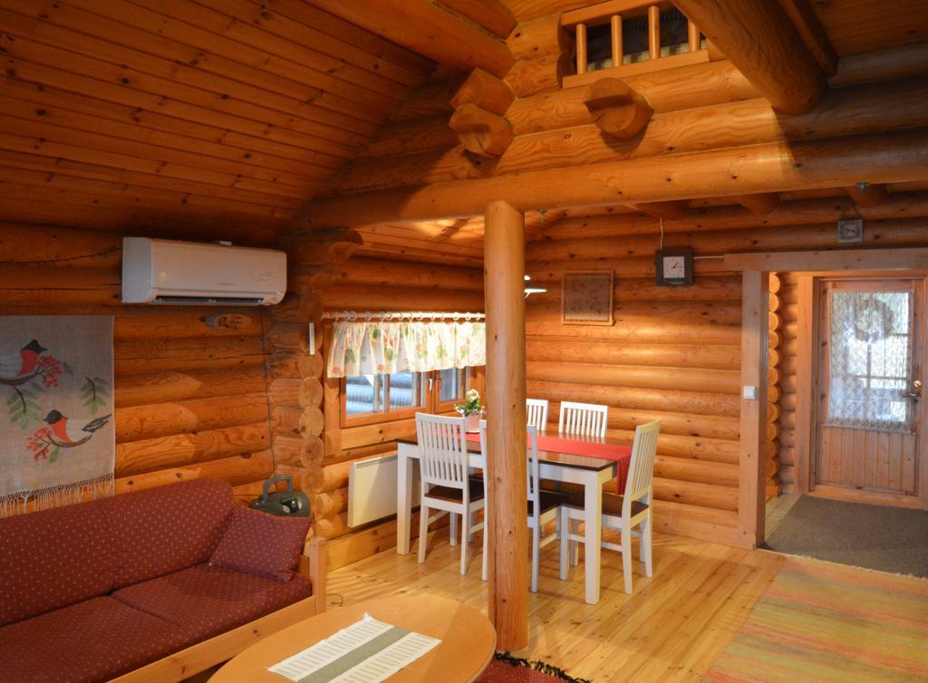 Lomapesae Cottages Pertunmaa ห้อง รูปภาพ