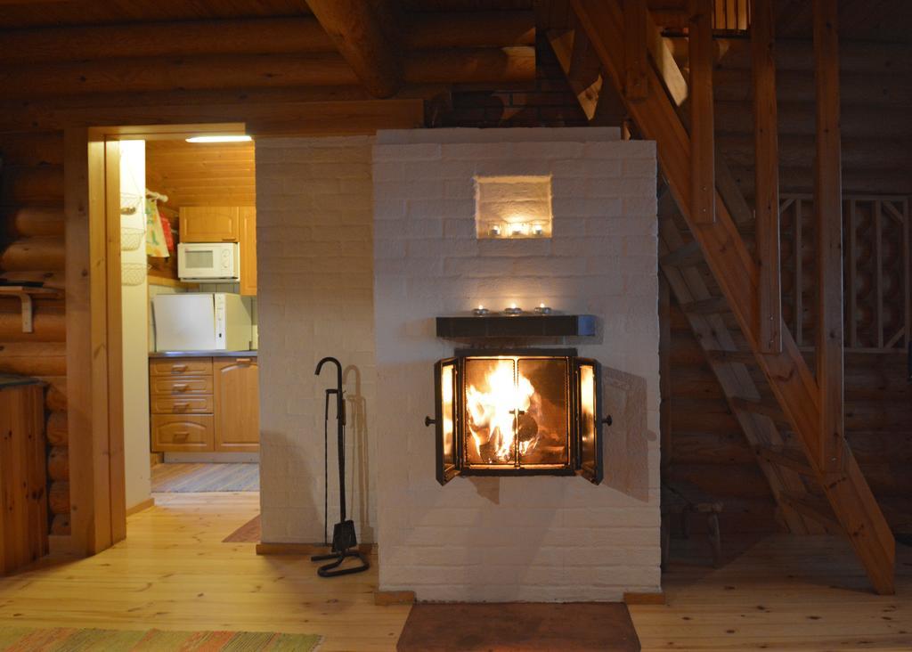 Lomapesae Cottages Pertunmaa ห้อง รูปภาพ