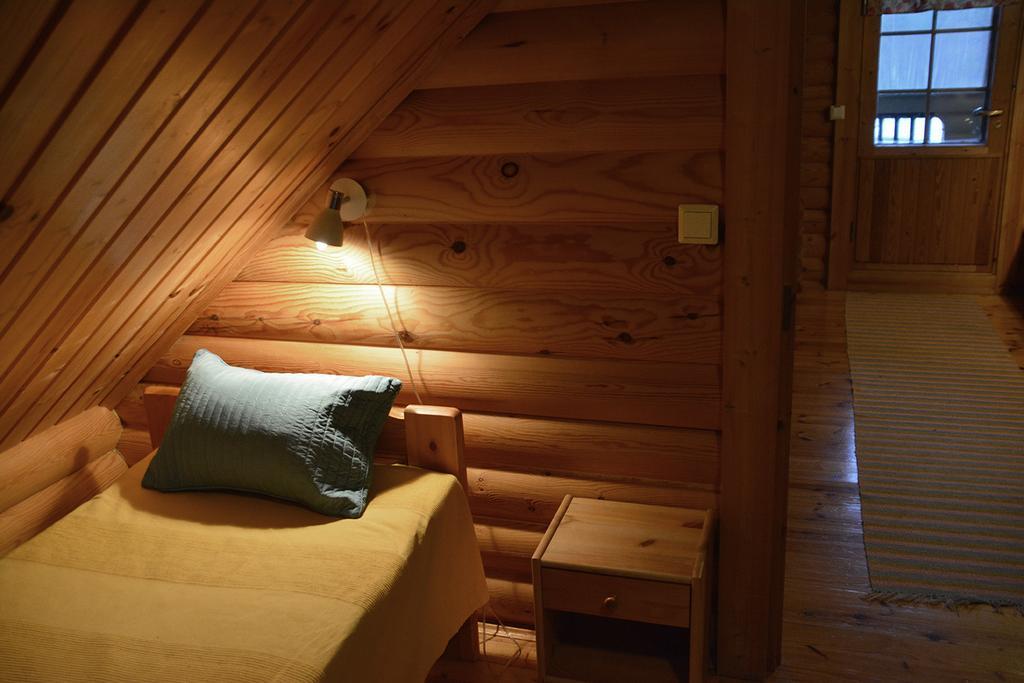 Lomapesae Cottages Pertunmaa ห้อง รูปภาพ